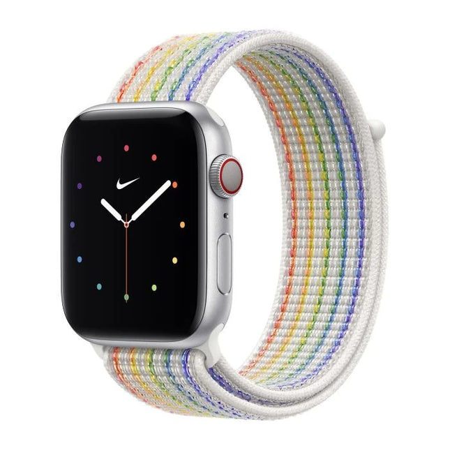 Apple Sport Loop édition Nike fierté